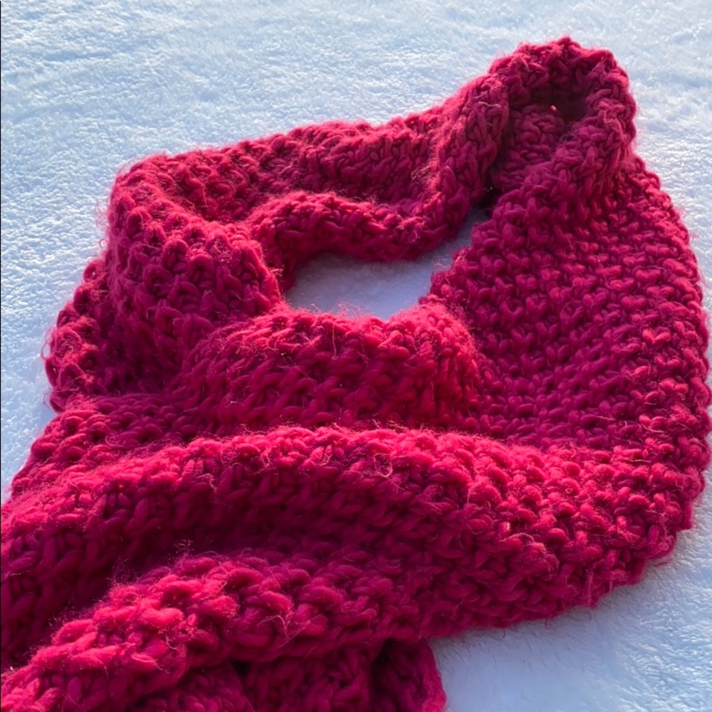 Pink scarf - Picture 2 of 4